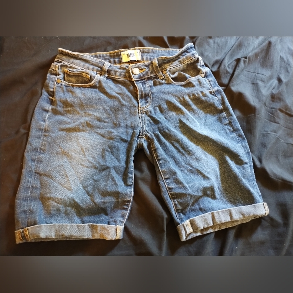 Paige Jean Shorts Size Womens 26 US size 4 Photo Size Chart Button Zip Closure